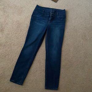 Comfy 3 button jeans!
